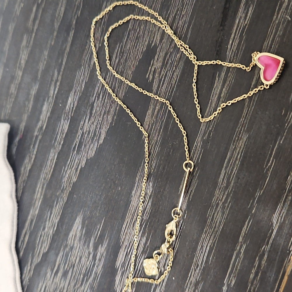Kendra Scott Pink Heart Gold Necklace - Picture 3 of 4